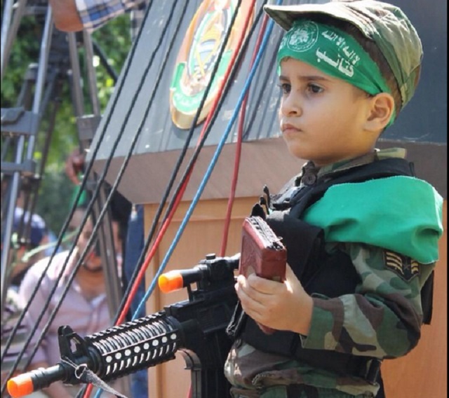 El ejército invisible y los medios ciegos, con Fernando Gutiérrez