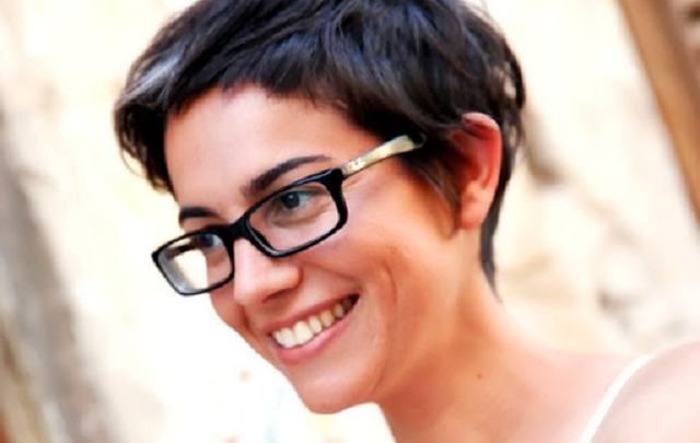 “Es necesario que una helada”, de Tali Latowicki