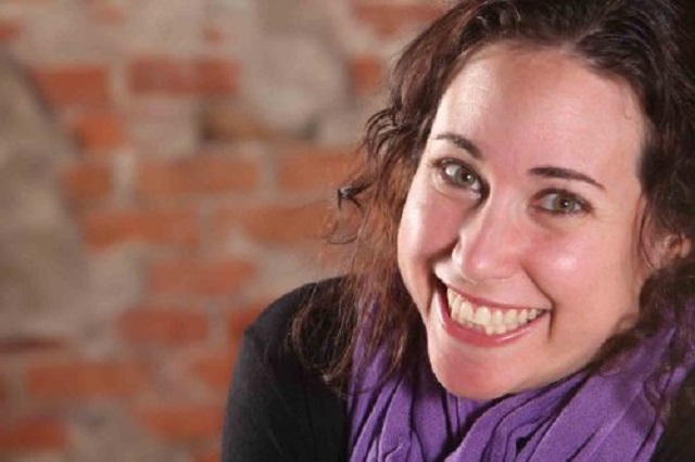 Es más cómodo engañarse que aceptar la realidad, con Carmen García Lorca