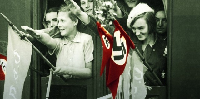 “Las arpías de Hitler” de Wendy Lower, con Concha Díaz Berzosa y Graciela Kohan