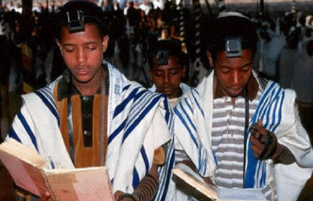 El color de la fe, con Pablo Bornstein