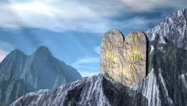 Shavuot, Matán Torá