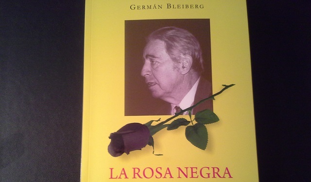 La rosa negra de German Bleiberg, con su editor Jacobo Israel