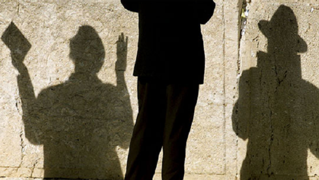 El final de los Días Terribles (y yo trajeado)