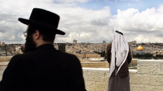 La desconfianza y la sombra del racismo