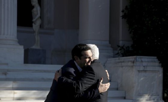 La información con comentario 24/12/2015