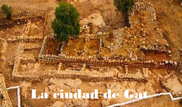 Salmo 56: David invoca a Dios, cuando era cautivo de los filisteos