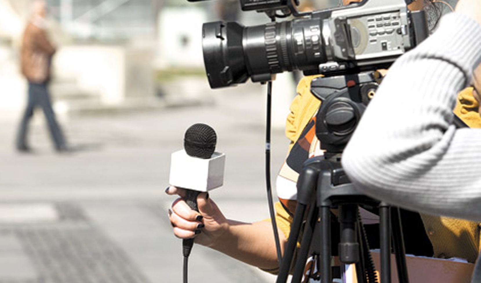 Una y otra vez la agencia EFE