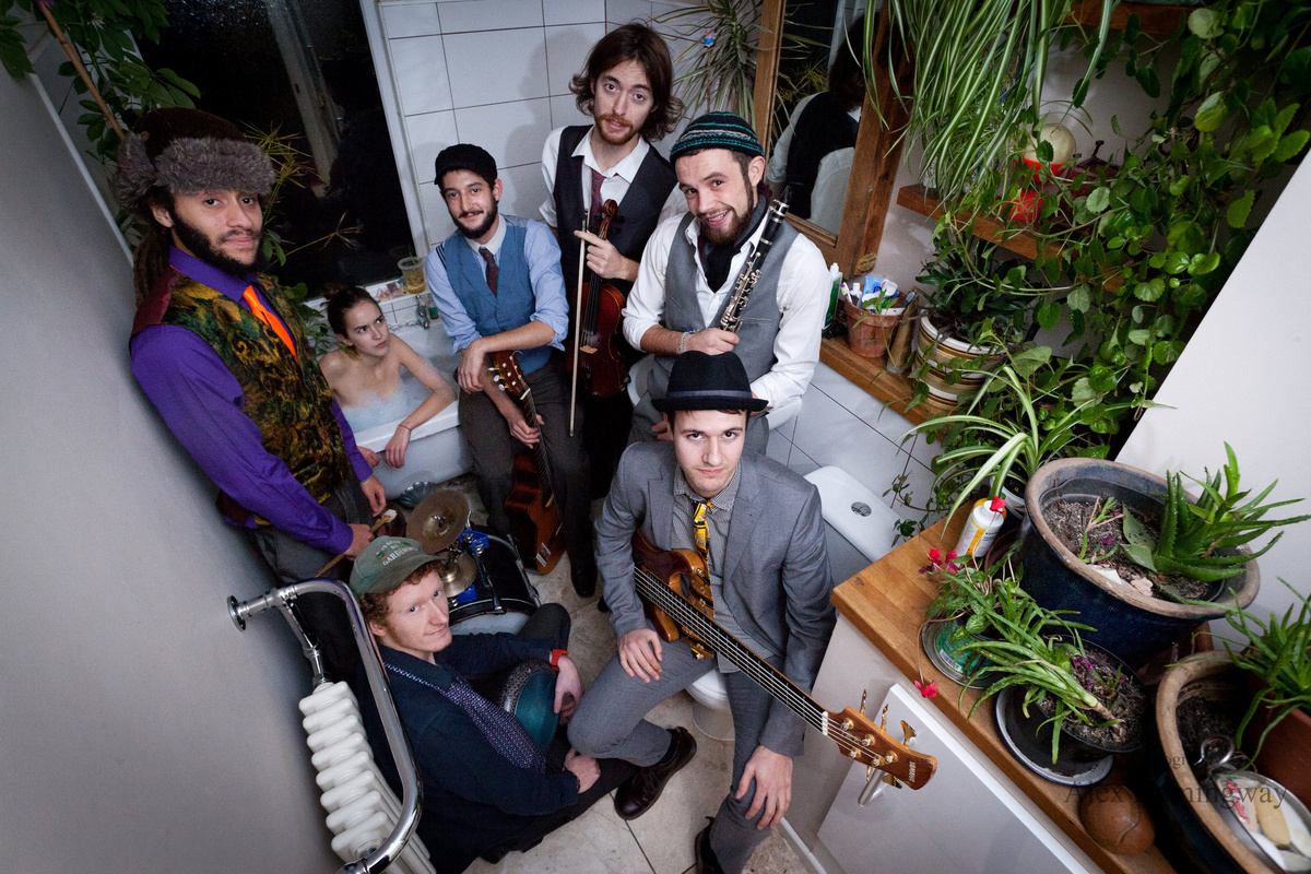 Ríe y baila klezmer con Tantz