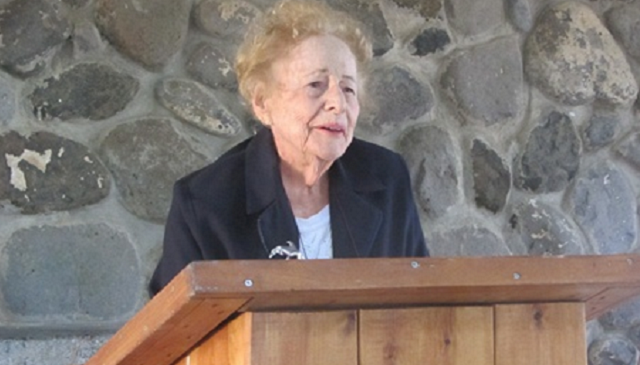 Esther Ha-Malká: kalat pras Israel Esther Herlitz