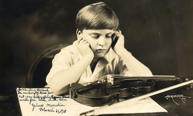 Homenaje a Yehudi Menuhin en su centenario, con Francisco Montalvo… y Bach