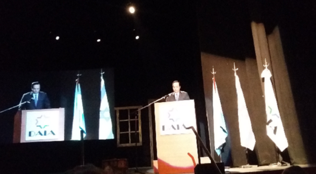 Conmemoraciones y tensiones institucionales