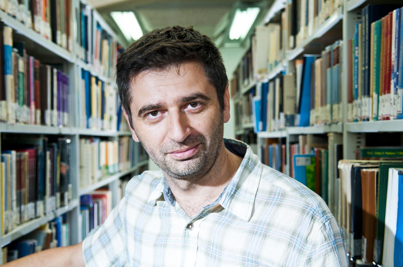 Entrevista a Eliezer Papo, rabino, abogado, escritor y profesor