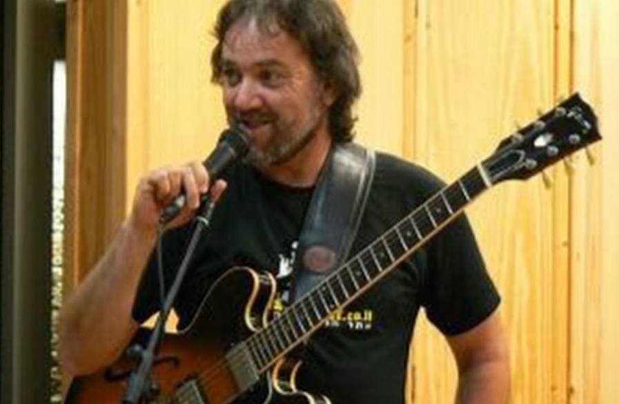 El guitarrista Amir Ben Alon y su disco “Azalaf”