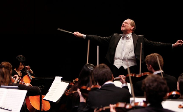 Kenneth Kiesler y “Los pinos de Roma” de Respighi