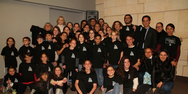 Palabra mágica, Kol Shalom y una carta: trabajando por la infancia y la juventud