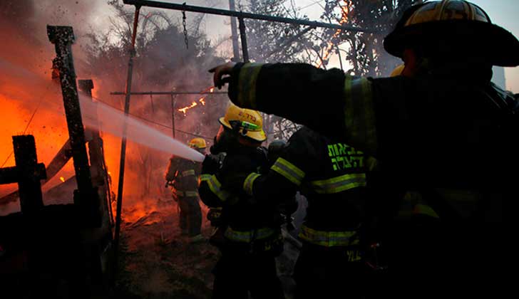 Los incendios de Israel en los periódicos españoles