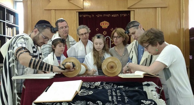 Una comunidad para todos, con rab Eliyahu Peretz