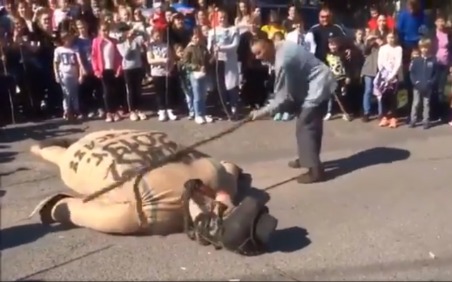 La información con comentario 23/4/2019