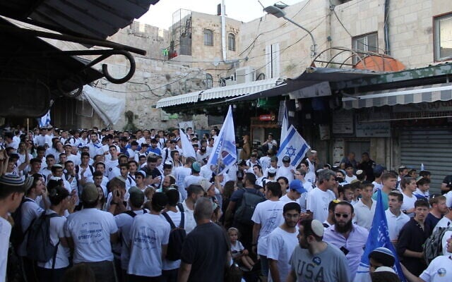 La información de actualidad con comentario 21/5/2025