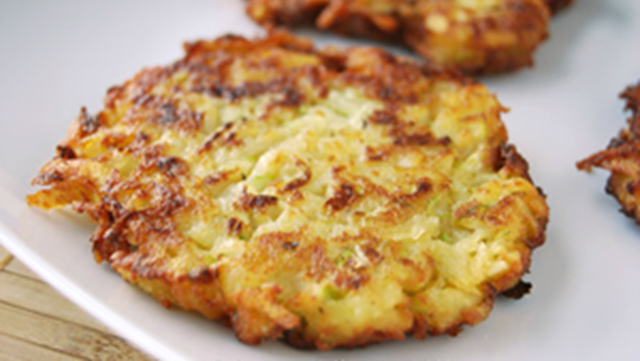 Esperando Janucá: latkes saladas y dulces y más