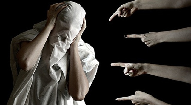 Cómo vivir entre dos fuegos