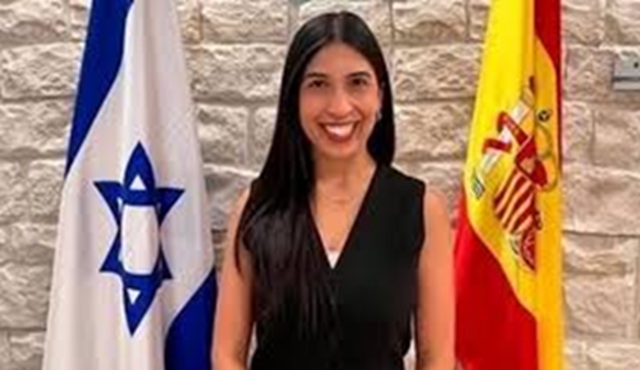 Tal Itzhakov mesayémet et sherutá keDoveret Shagrirut Israel biSfarád