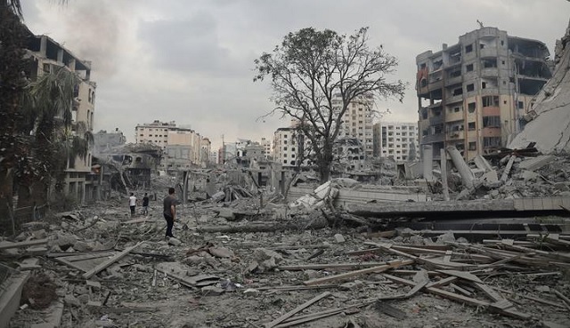 Distinciones entre civiles y terroristas, con Masha Gabriel